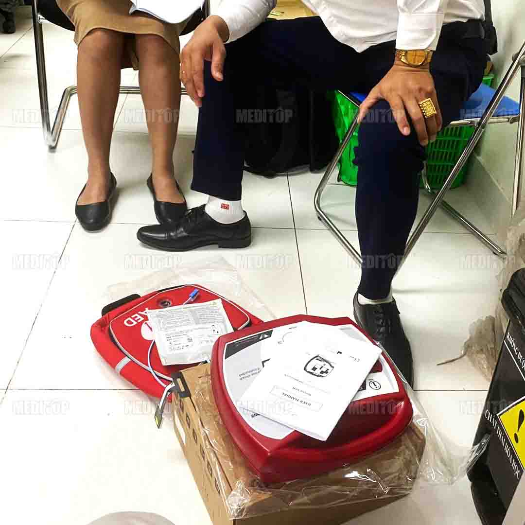 giao máy sốc tim tại Bà Nà Đà Nẵng giao máy sốc tim tại Bà Nà Đà Nẵng